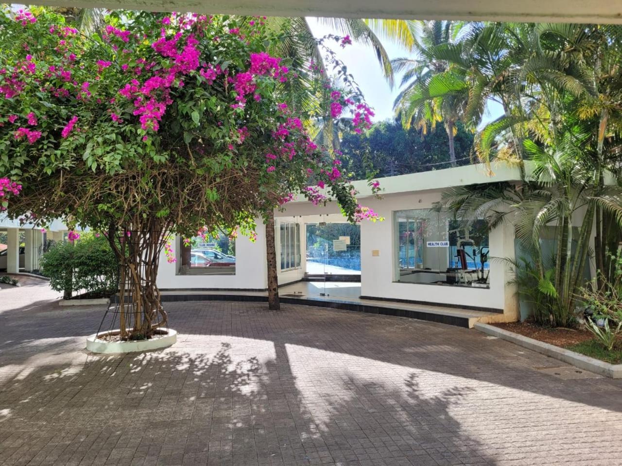 B&F Kensington Square Appartement Siolim Buitenkant foto